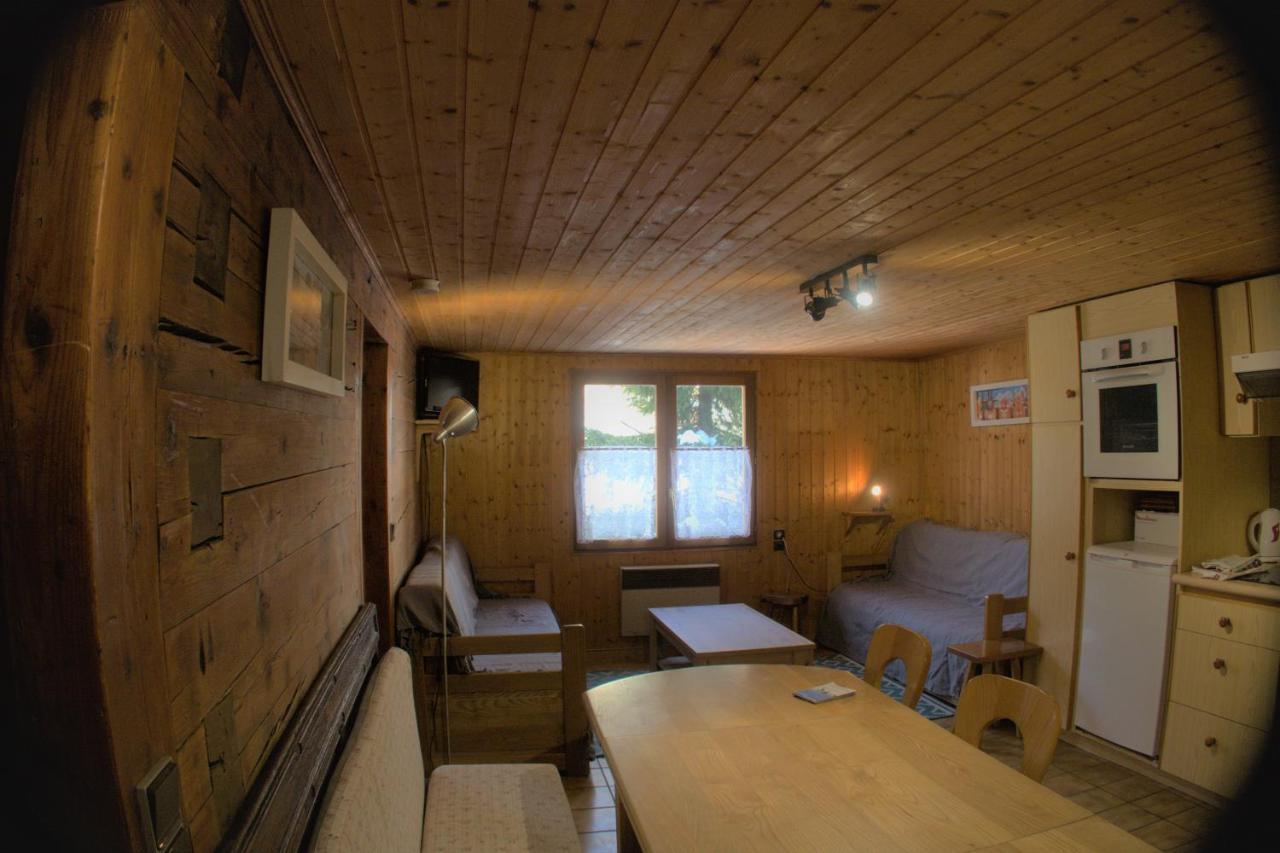 Charmieux Appartement En Chalet Typique Le Grand-Bornand Exterior foto